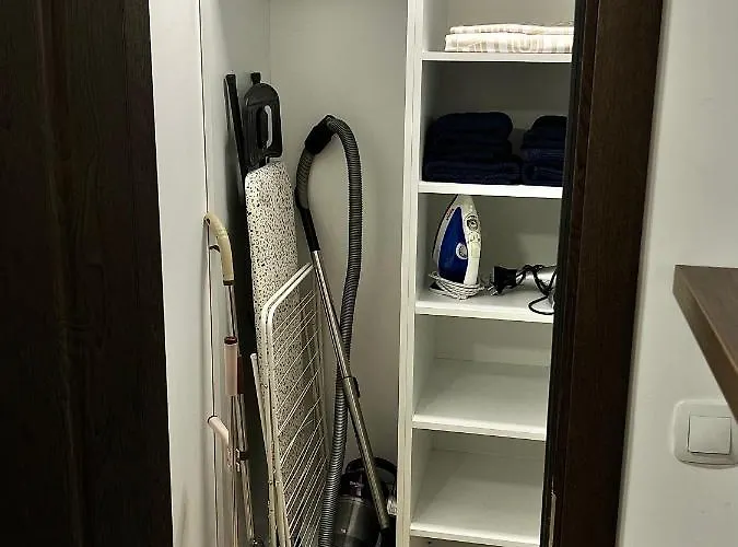 Ultra Lux Free Underground Secure Parking דירה