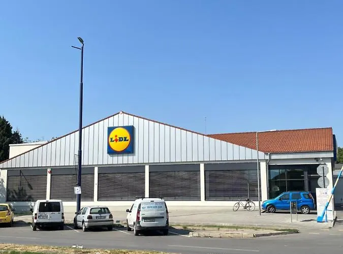 Ultra Lux Free Underground Secure Parking דירה פזרג'יק